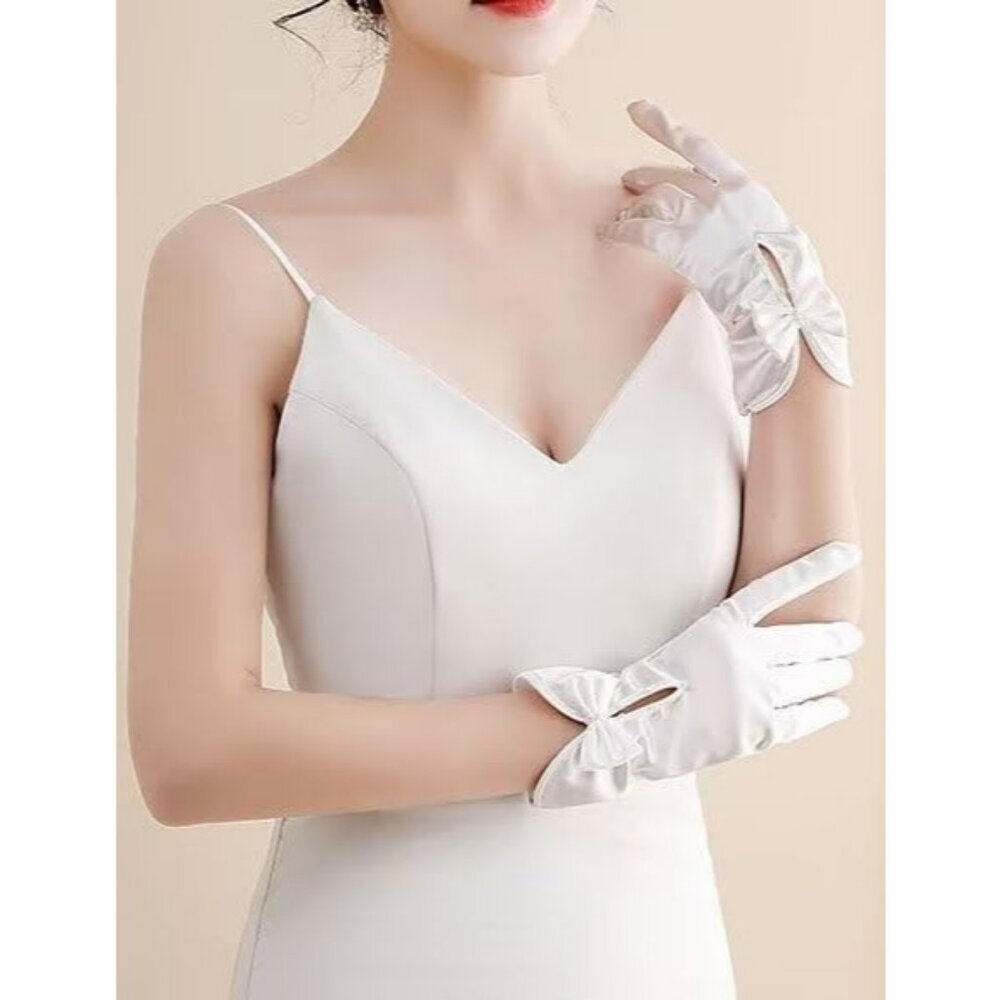 Women's White Short Satin Bow Gloves Flapper Halloween Party Tea Accessories - Picture 2 of 6
